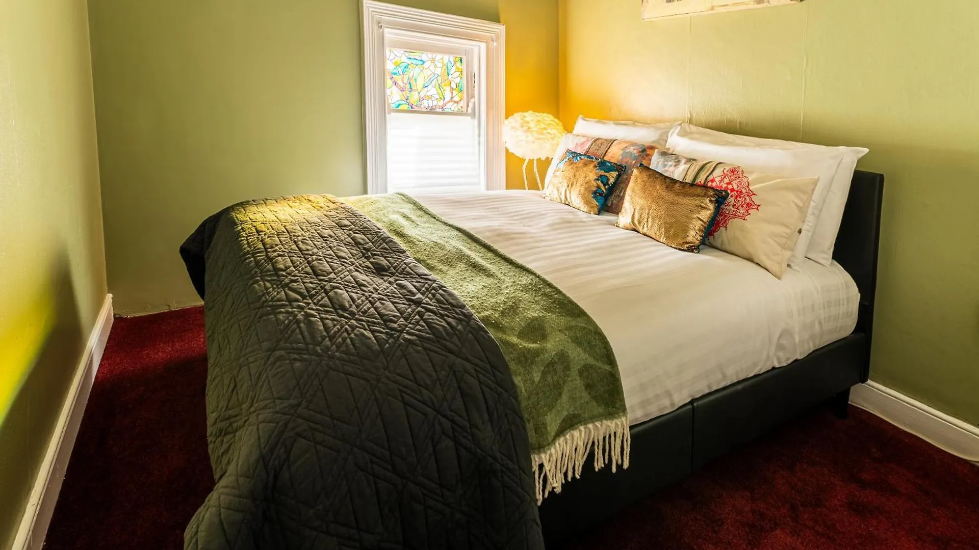 Rooms & Apts Malone Road Belfast 0*,  Reino Unido